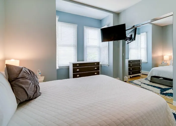 Modern Ocean City Getaway: Walk To Boardwalk!